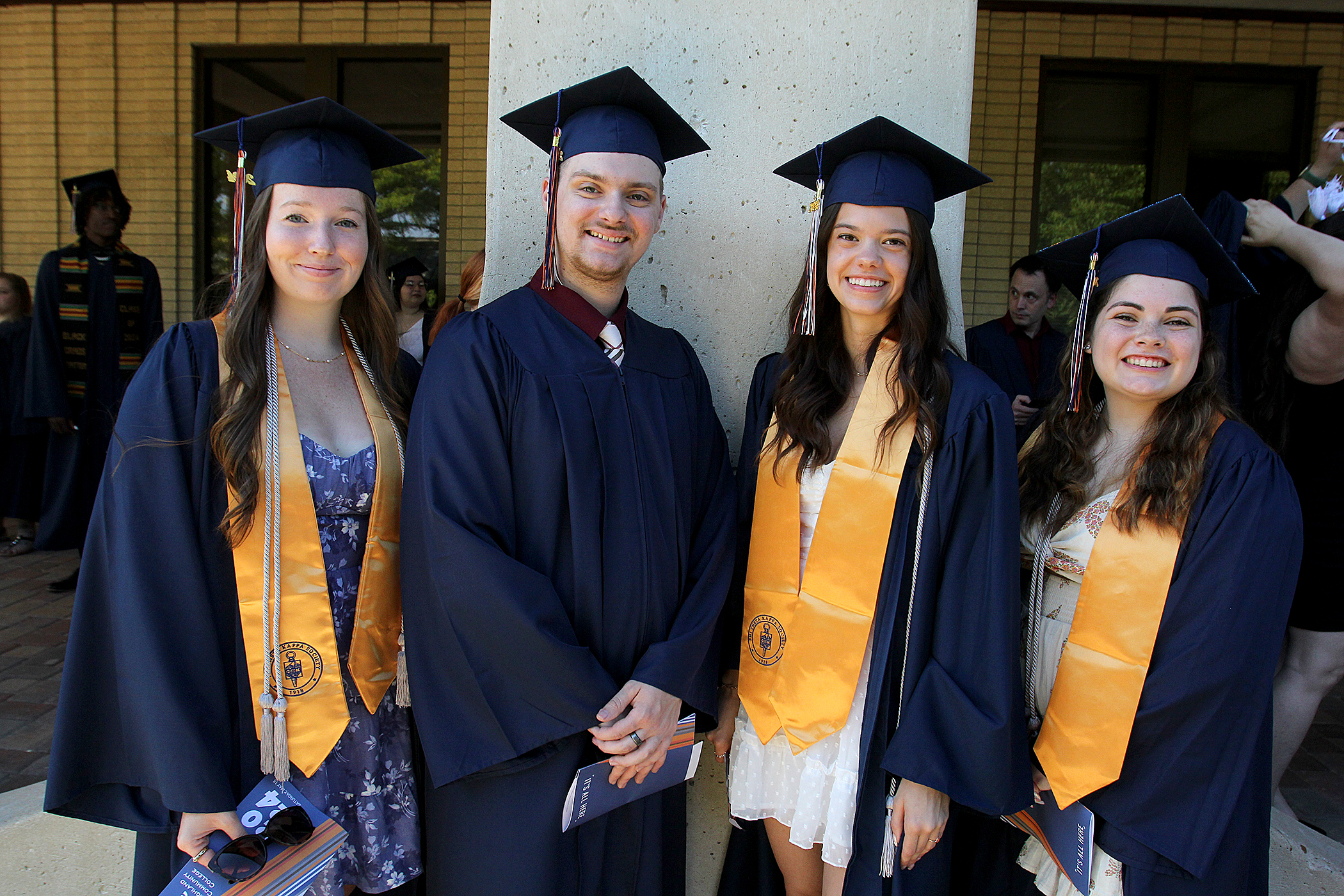 269 graduates complete programs at Highland Community College