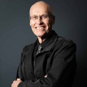 Steve Yaun Headshot Photo